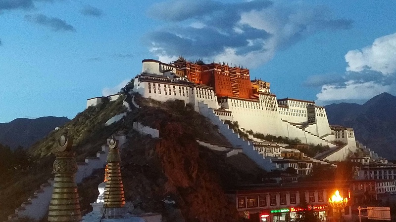 布達(dá)拉宮實拍